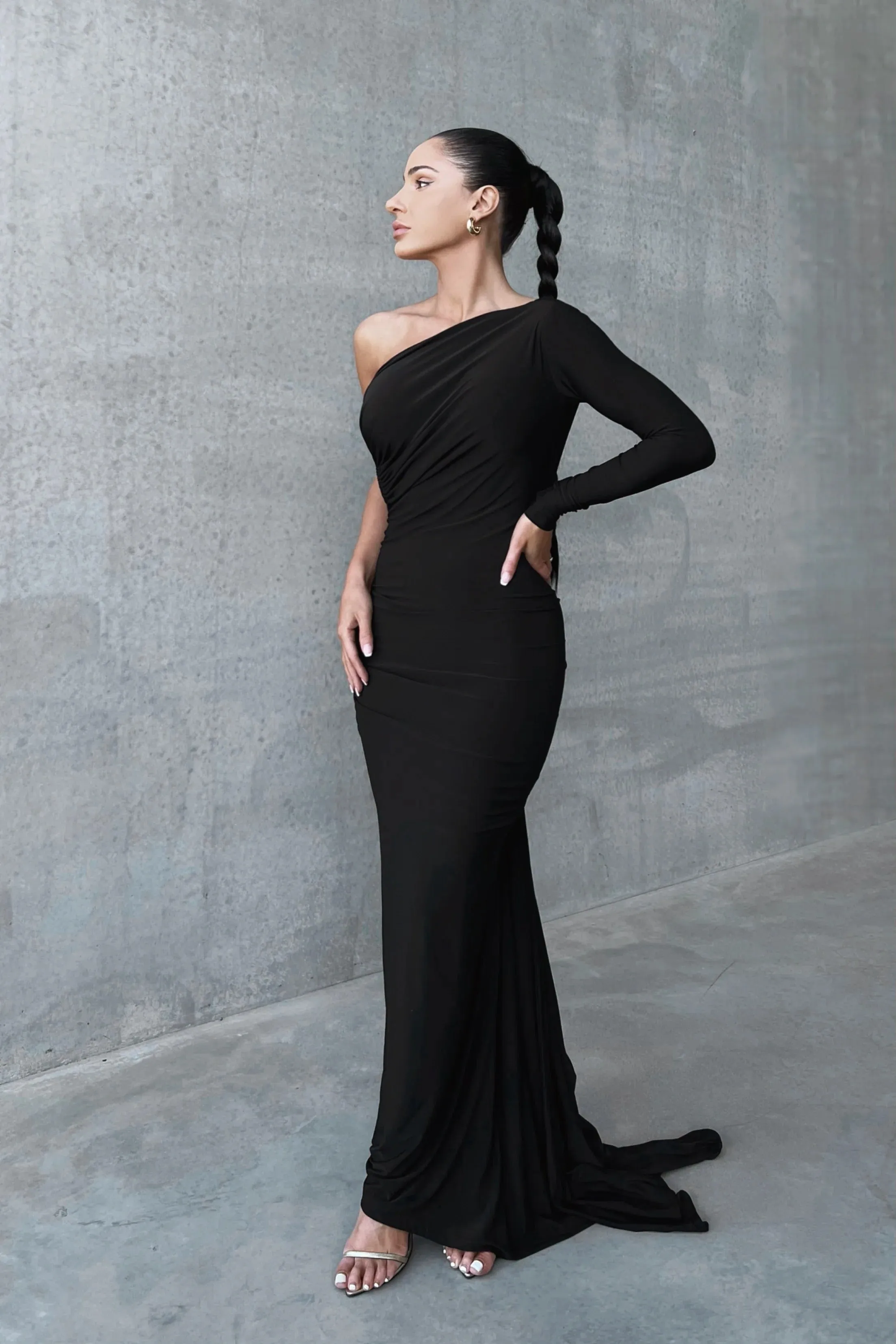 Acia Gown - Black