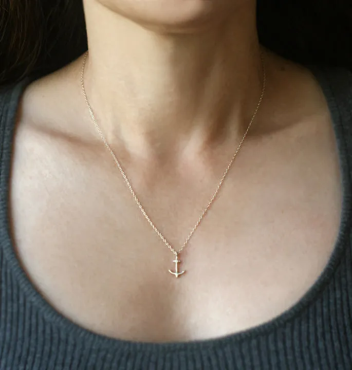 Anchor Necklace in 14k Gold