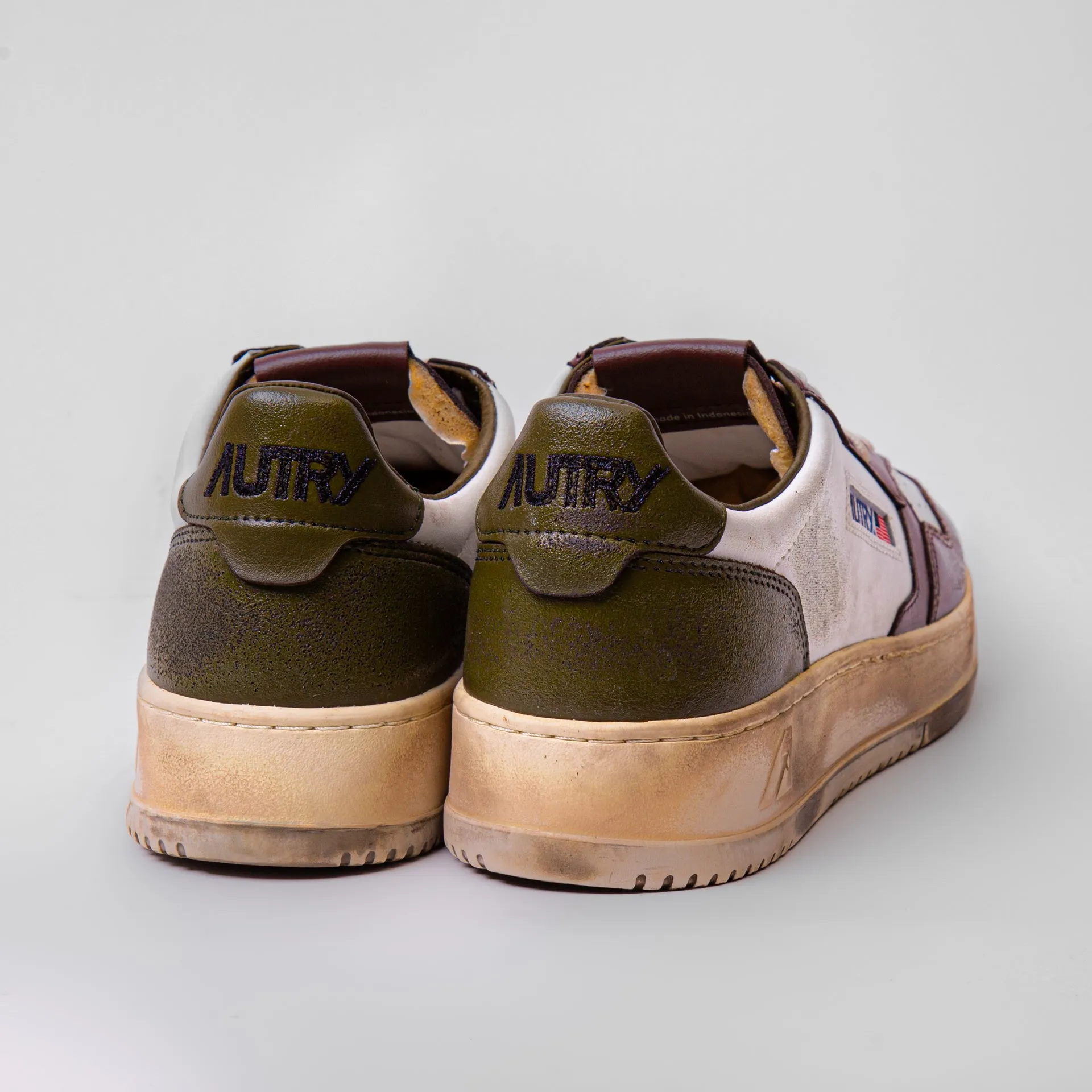 AUTRY SNEAKERS MEDALIST SUPER VINTAGE AVLM-VL 03 