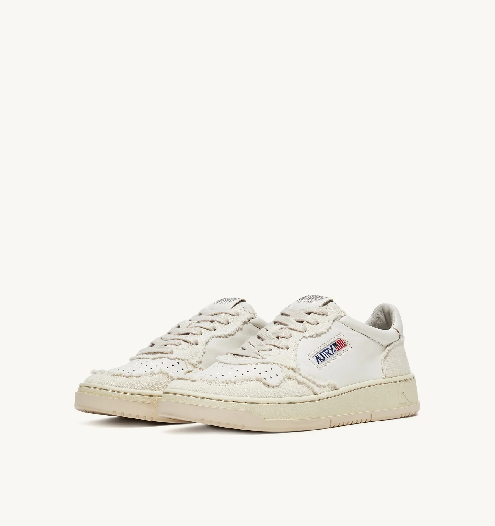 AUTRY SNEAKERS WOMAN  MEDALIST LOW SNEAKERS IN SOFT GOATSKIN AND FRAYED CANVAS COLOR WHITE AND IVORY WHITE