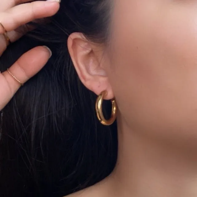 Bold Hoop Hybrid Stud Earrings