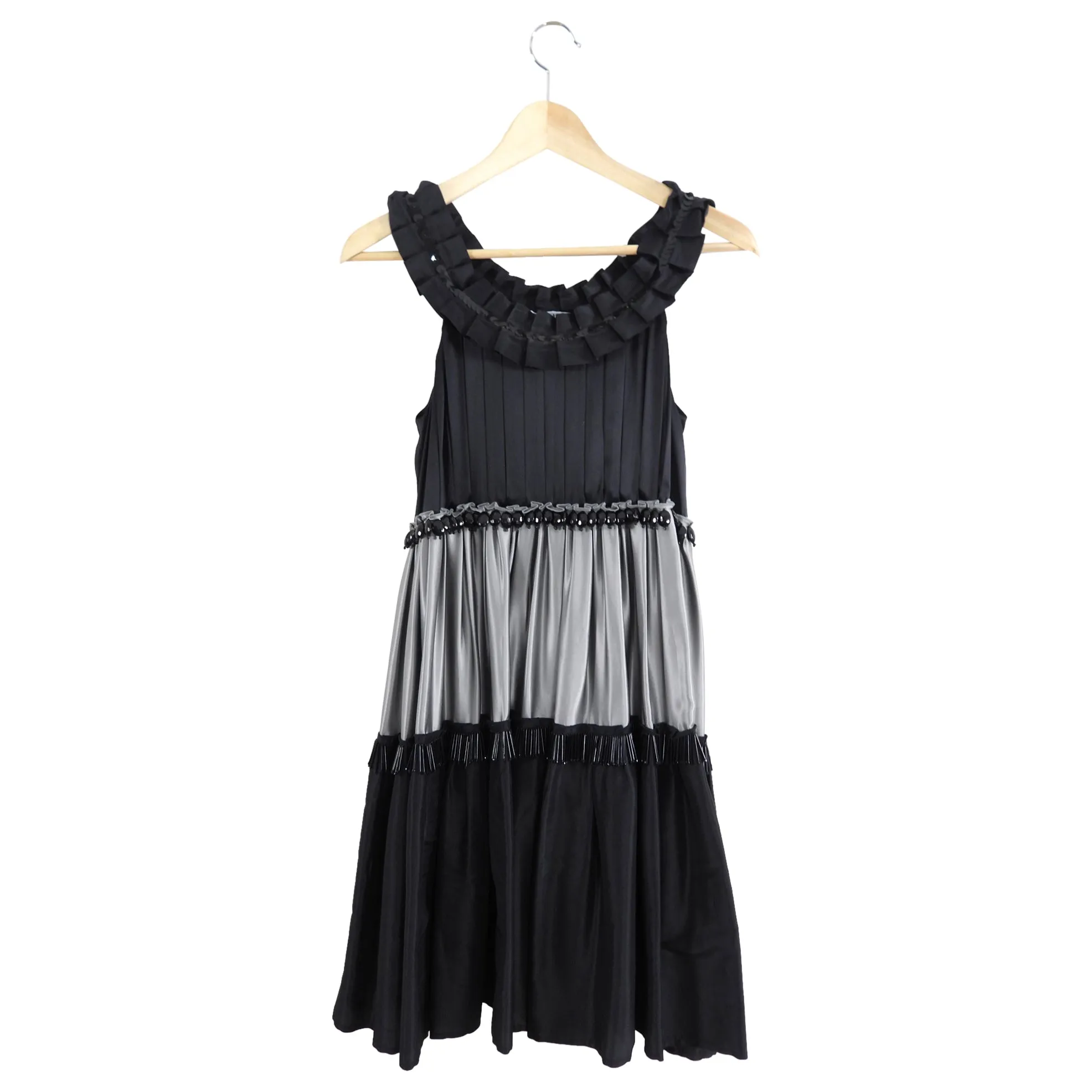 Moschino Cheap & Chic Grey and Black Bead Silk Tiered Dress - USA 4