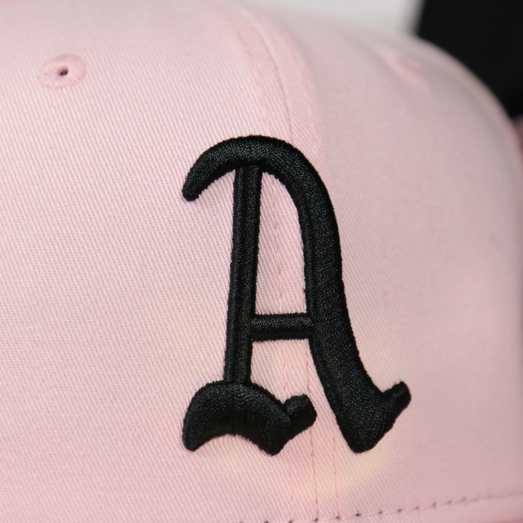 Philadelphia Athletics 1910 World Series Side Patch Black Bottom Pink 59Fifty Fitted Cap | The Athletics Pack