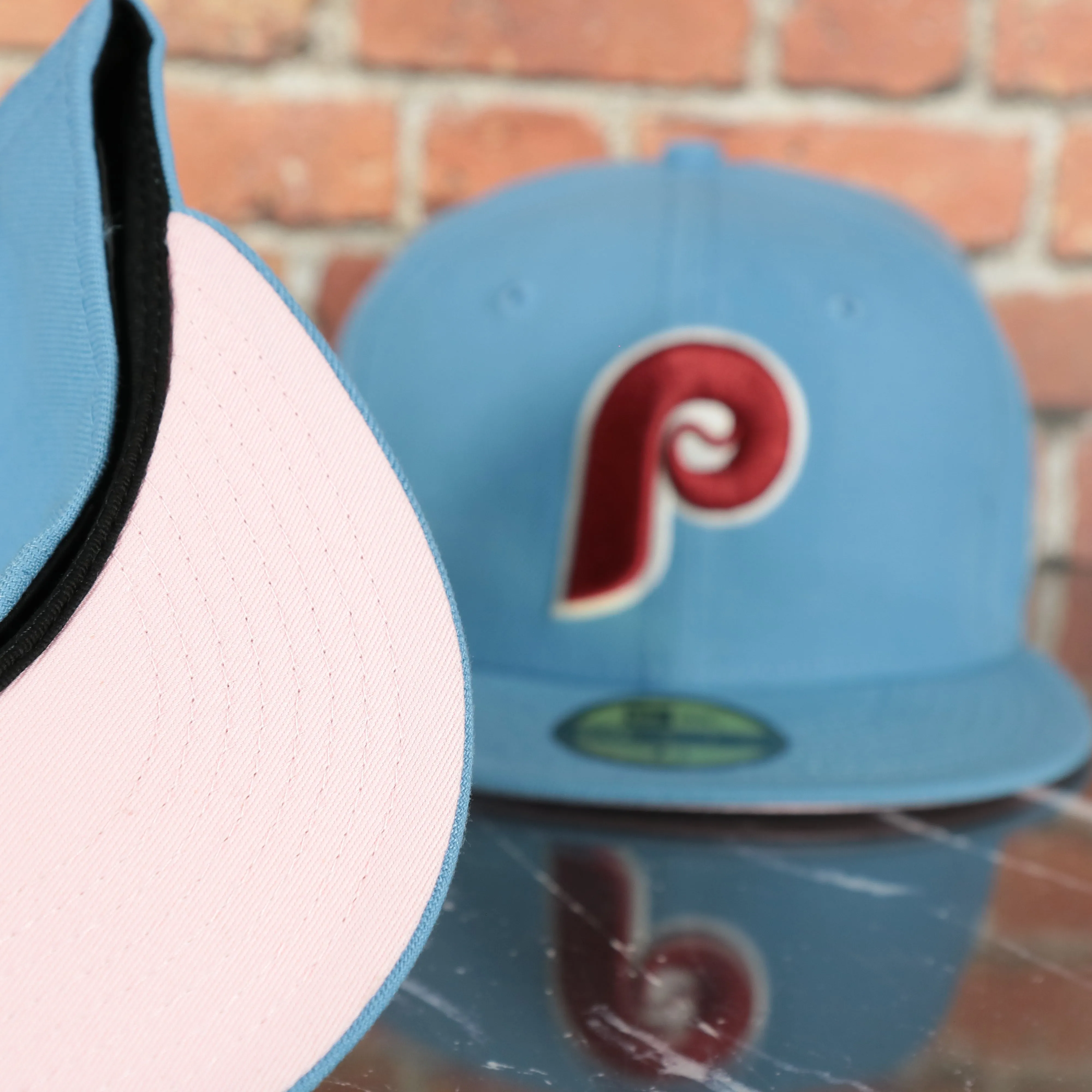 Philadelphia Phillies 1980 World Series Glow In The Dark Pink Brim 59fifty Fitted Cap | Sky Blue