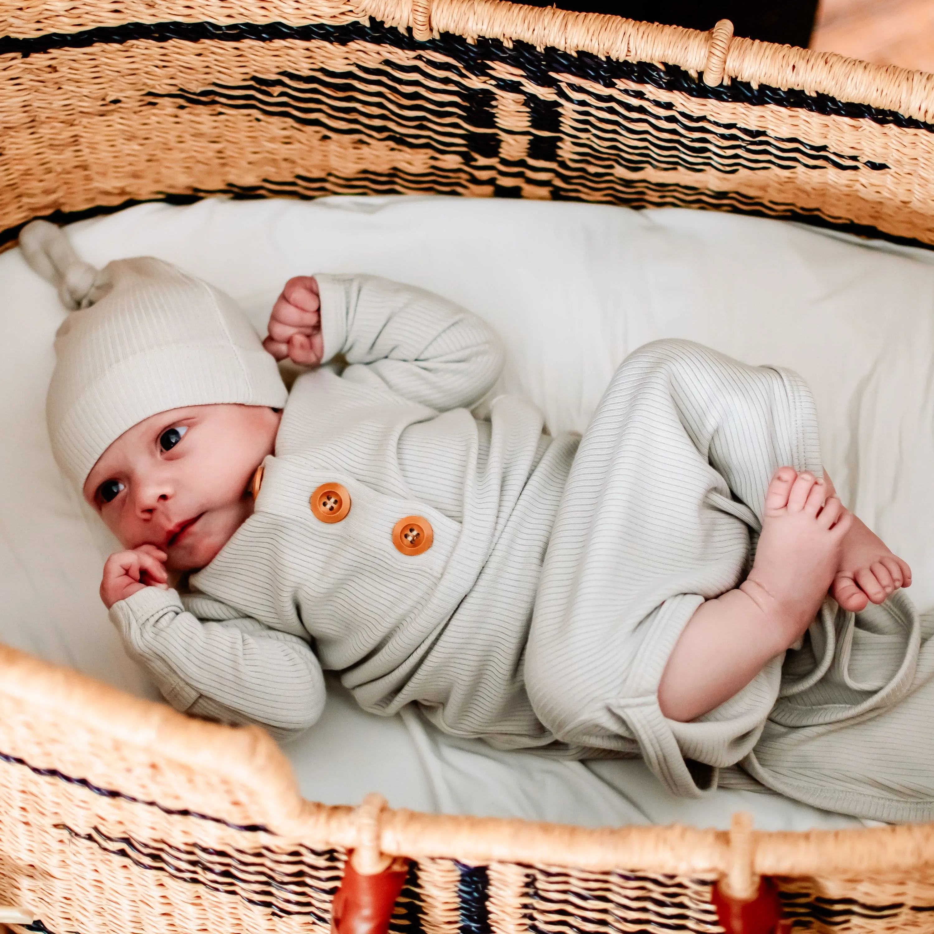 Ribbed Knotted Gown with Hat Set in Oat