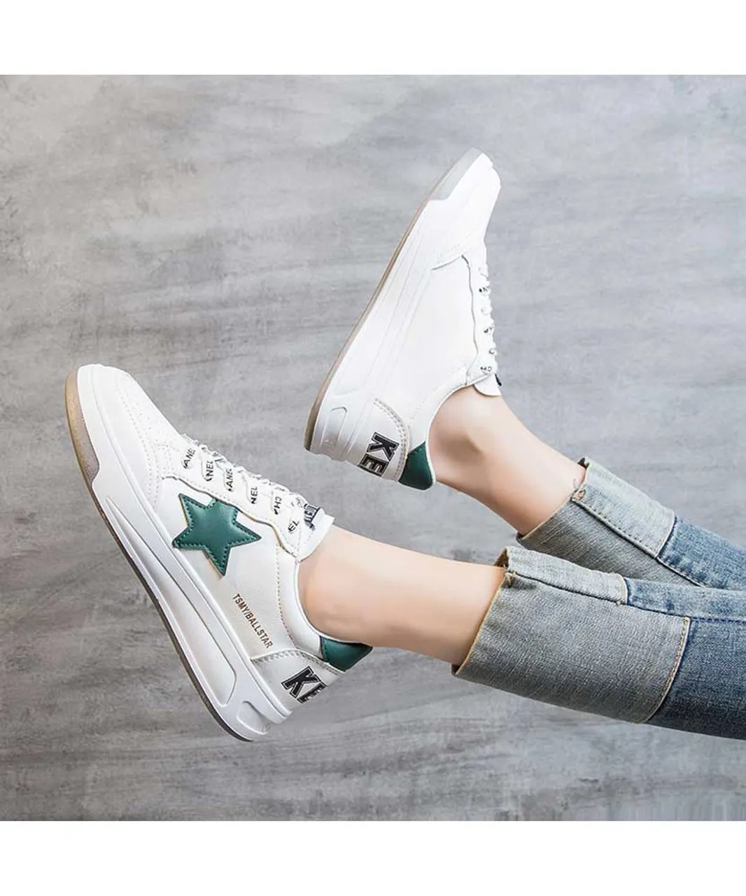 White green star letter print shoe sneaker