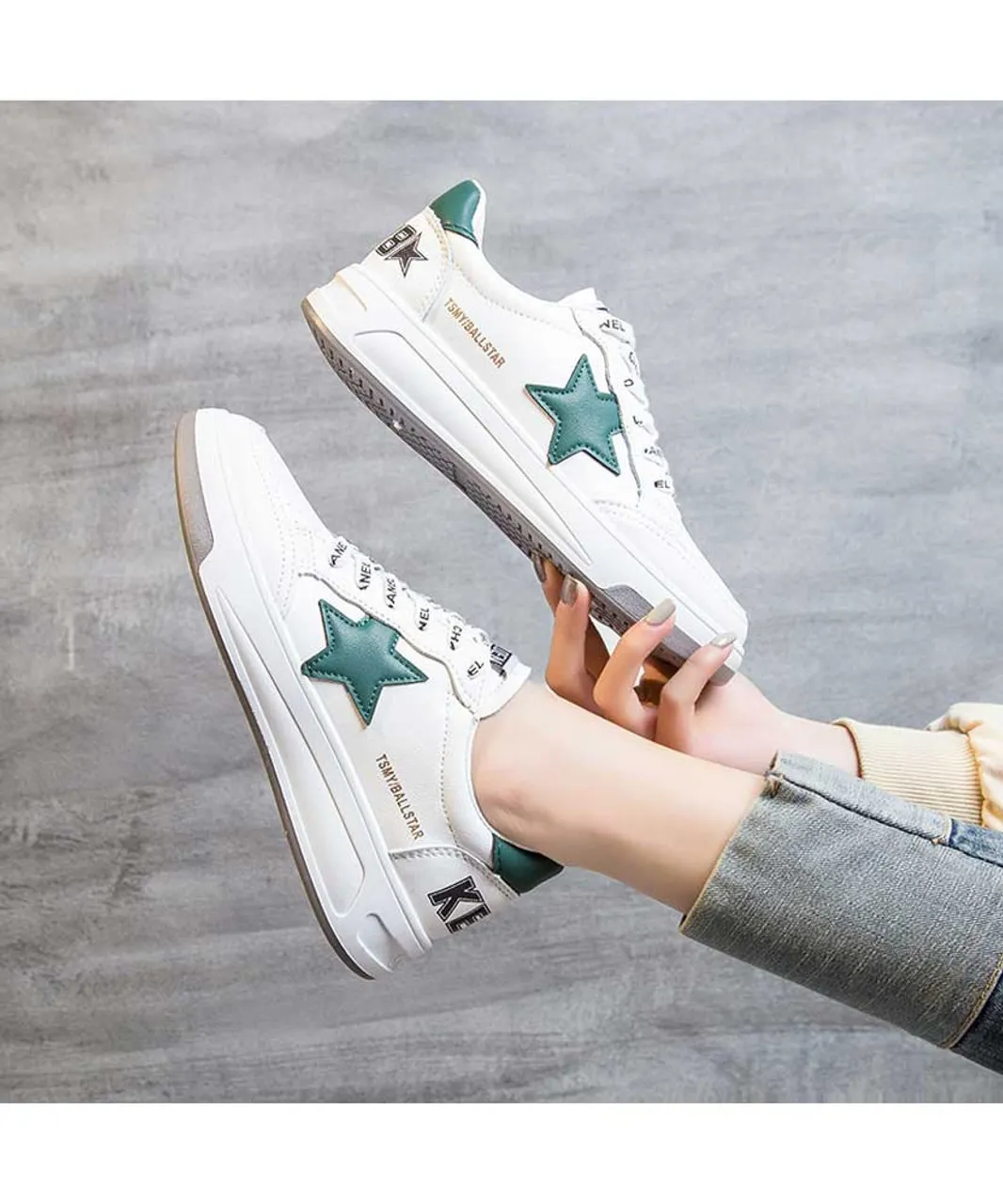 White green star letter print shoe sneaker